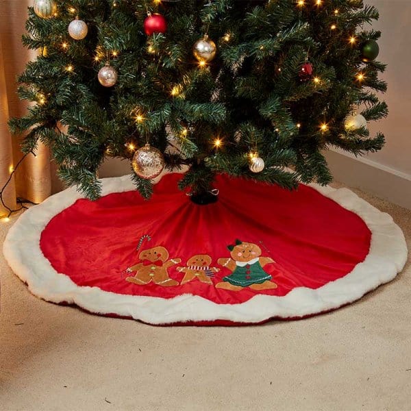 Three Kings Tree Skirts Three Kings Gingerbread Family Tree Skirt - Red